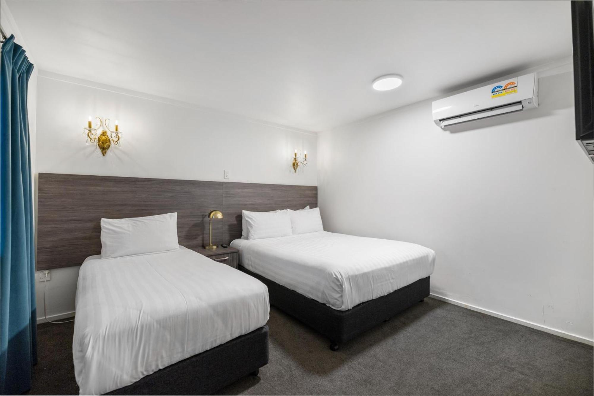 Lakeview Colonial Motel Квінстаун Екстер'єр фото